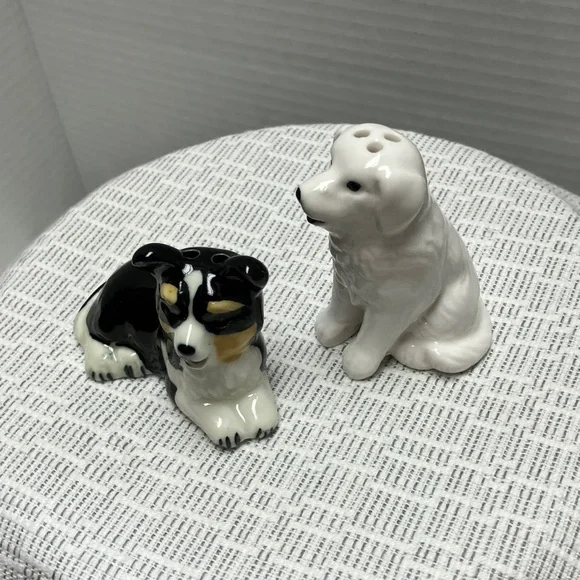 Ceramic Dog Salt and Pepper Shakers - Picture 1 of 7